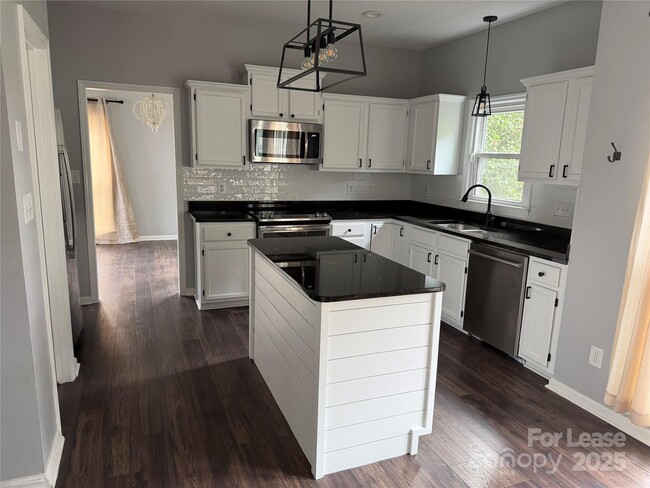 Photo - 8605 Tamarron Dr