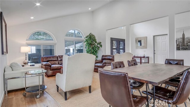 Photo - 4124 Barrett Rd