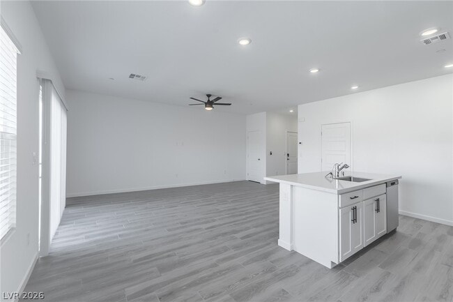 Photo - 9934 Carlon Hls Ave