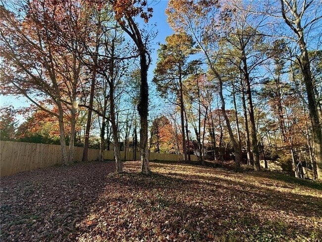Photo - 2707 Hawk Dr NE