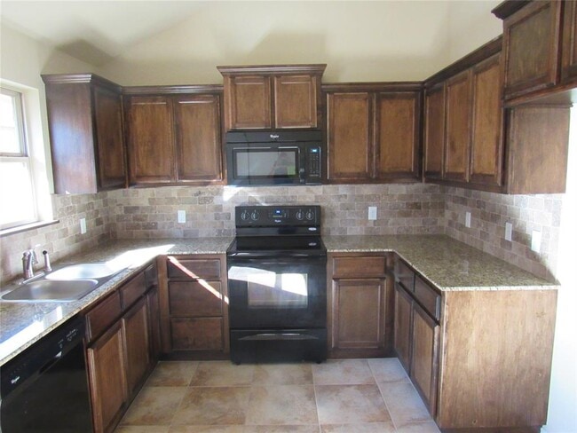 Photo - 2321 NW 199th St