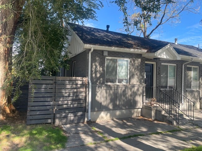 Photo - 679 E Downington Ave