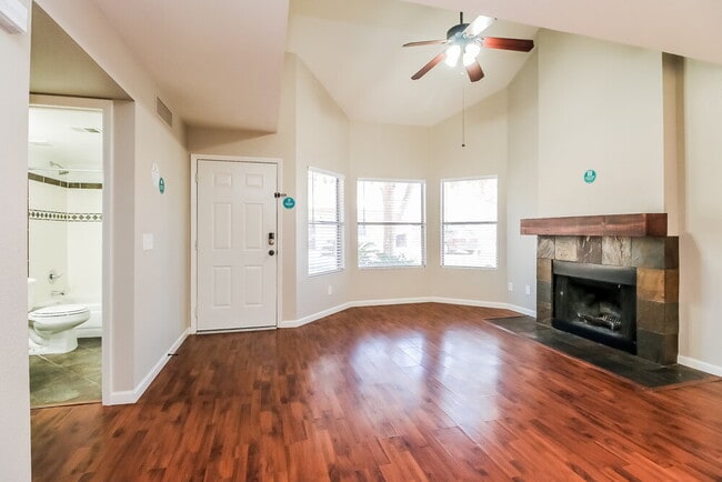 Photo - 1717 E Geronimo St