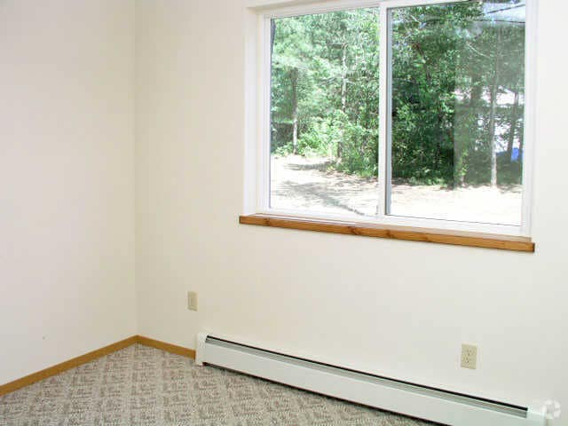 Second Bedroom - Countryside Apartment Homes