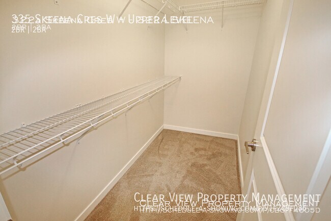 Photo - Amazing 2 bedroom, 2 bathroom in Gary Station! Unit Upper Level