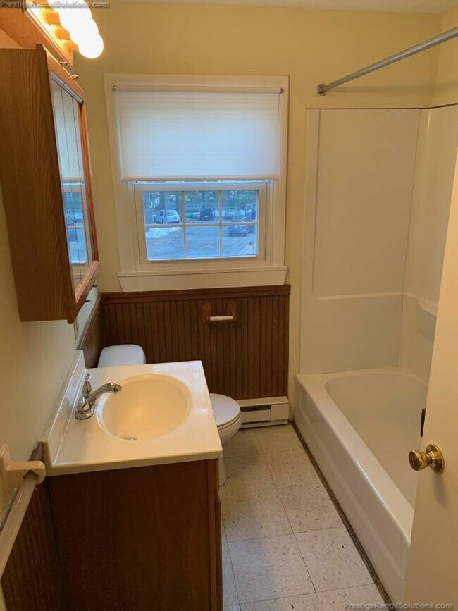 Photo - 76 Lorchris St Unit 3