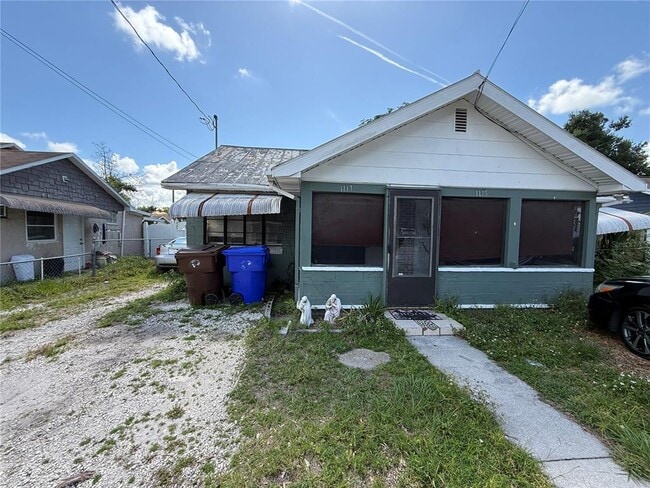 Building Photo - 1117 N Brack St