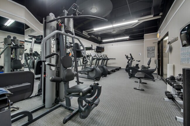 Photo - 1636 N Wells St Unit 3414