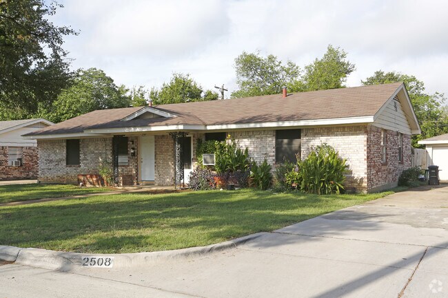 Normont Duplexes - Normont Duplexes