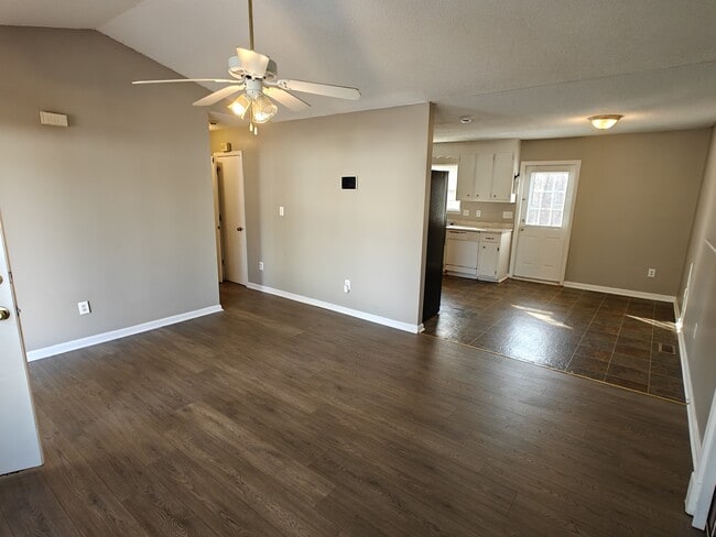 11 Silver Spur Ct