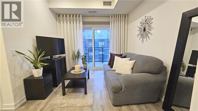 Photo - 247 Northfield Dr E Unité 507