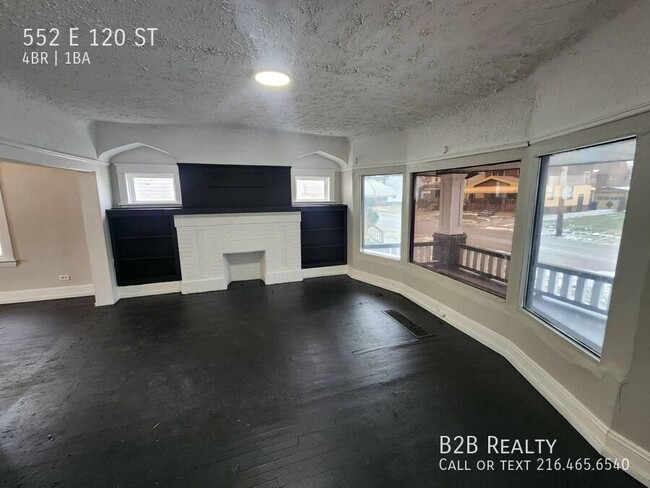 Photo - 552 E 120th St