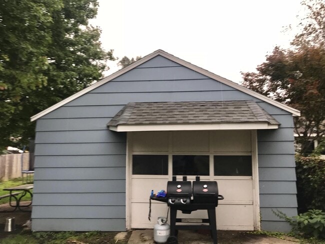 Photo - 1531 Wilson Ave