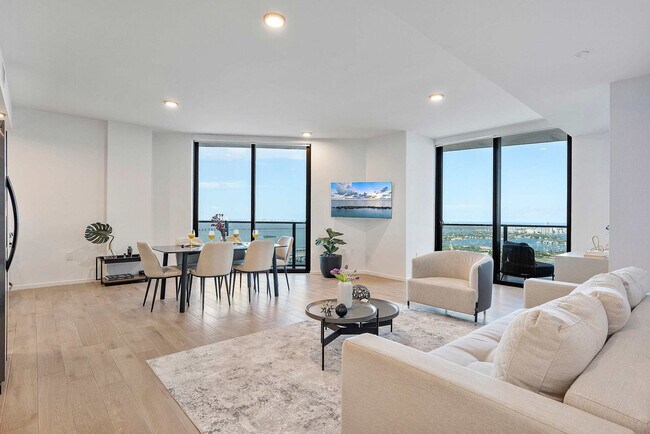 Photo - 398 NE 5th St Unidad ID1372290P