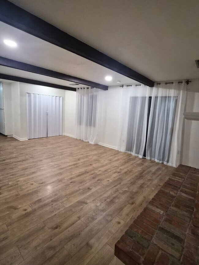 Photo - Spacious Tempe Home – Available 3/1/26!