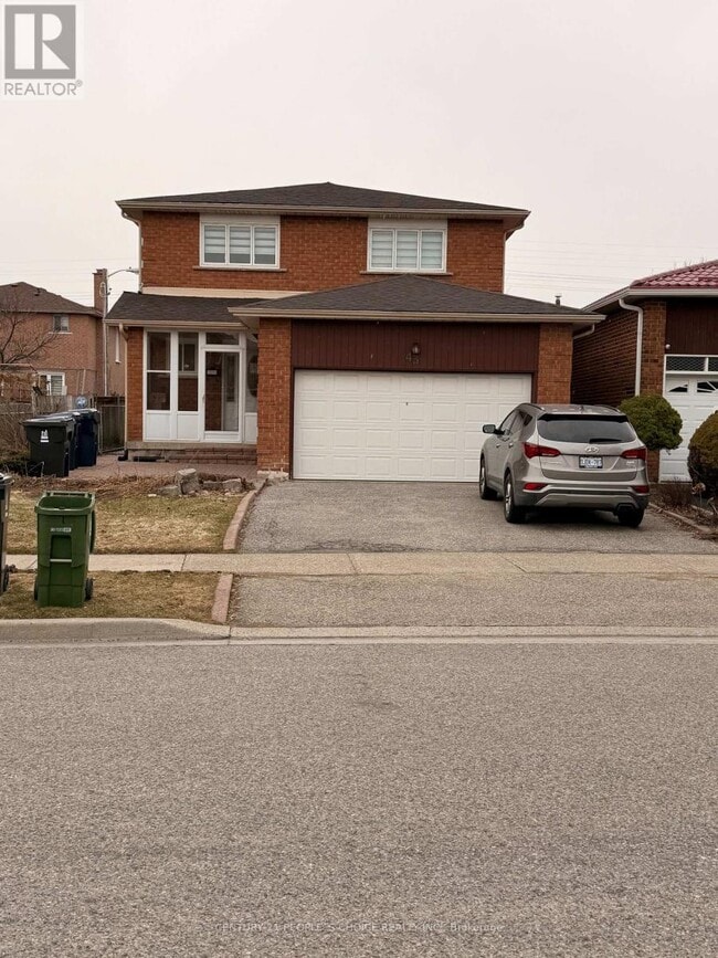 Photo - 43 Bordeaux Circuit