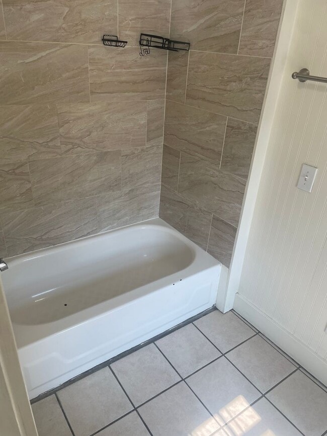 Photo - 627 S Jefferson St Unit Upper