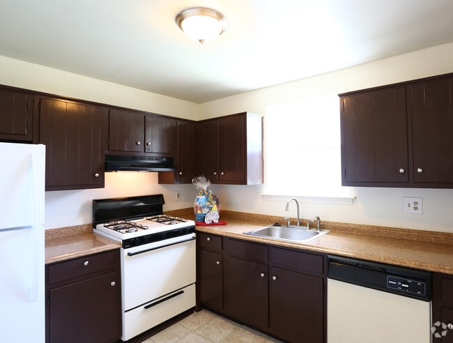 Photo - Sherwood Apartments