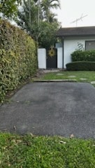 Private entrance and Parking - 5080 SW 66th Ave Unit Studio