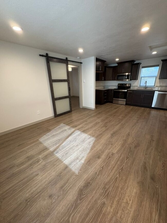 16488 Carter Ct Unidad ADU