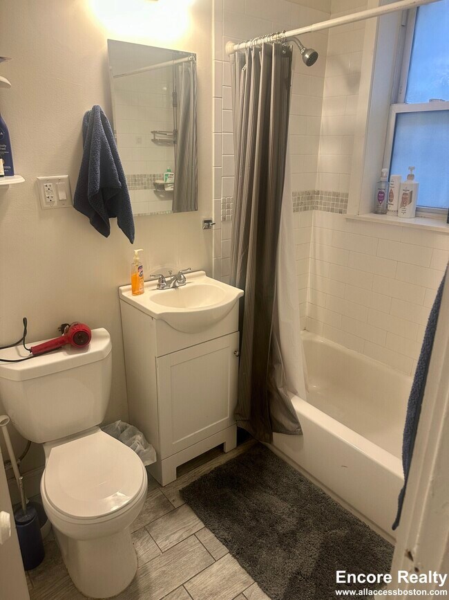 Photo - 38 Hemenway St Unidad 25