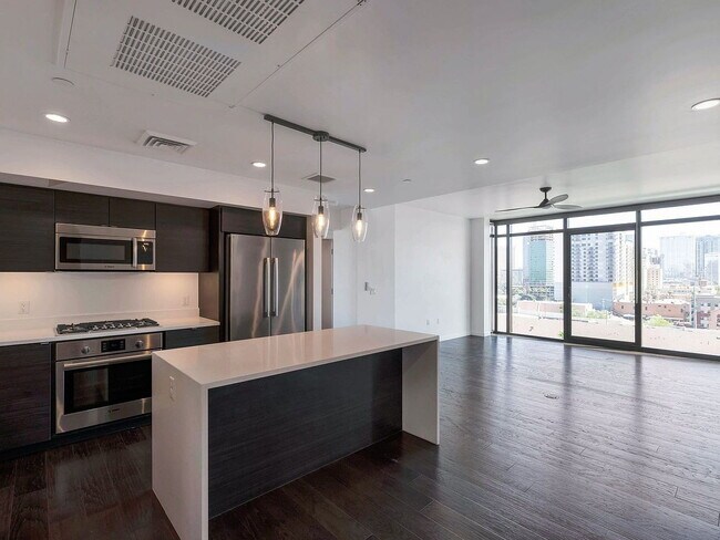 Photo - "Spacious 2-Bed, 2-Bath Gem in the Heart of Phoenix - 1188 Sq Ft of Modern Living!"