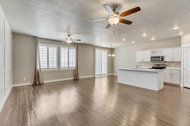 Photo - 2 Bedroom 2 Bathroom Twin Home in Orem