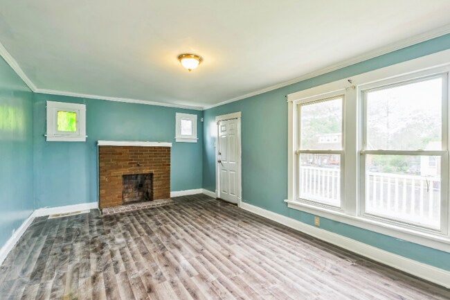 Photo - 5421 Janet Ave