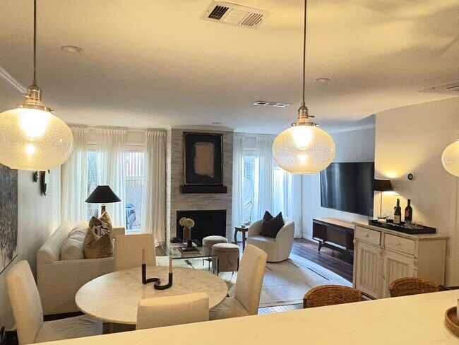 Photo - 4306 Buena Vista St Unit 101