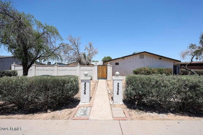 Building Photo - 2226 W Heatherbrae Dr Unit Apt 2