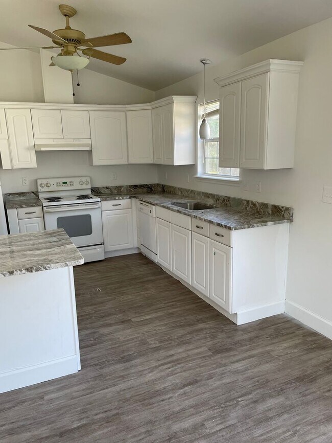 Photo - Recently renovated 3/2 on Balkin Rd