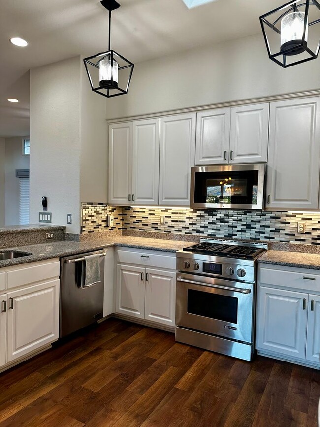 Photo - 3 bed 2 bath Well-Maintained Home in Prime...
