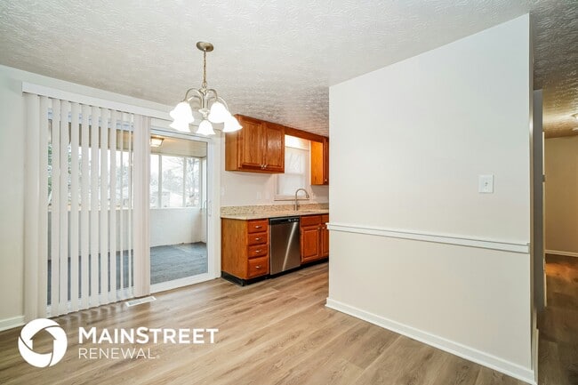 Photo - 511 Hilltop Dr