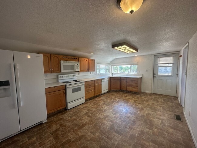 Photo - Detached three-car garage
