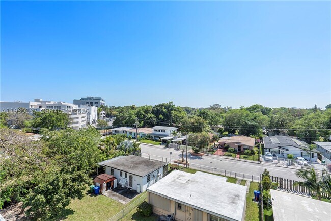 3090 Douglas Rd Unit 507