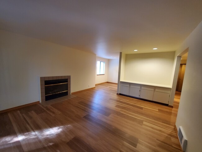 Photo - Meridian Place Apartments