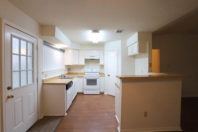 Photo - 1210 Strawberry Park Ln