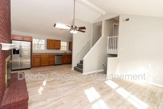 Photo - 6619 Fairview Rd