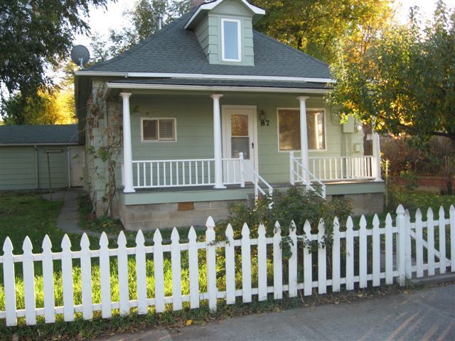 Historic Home on E Street - Historic Home on E Street