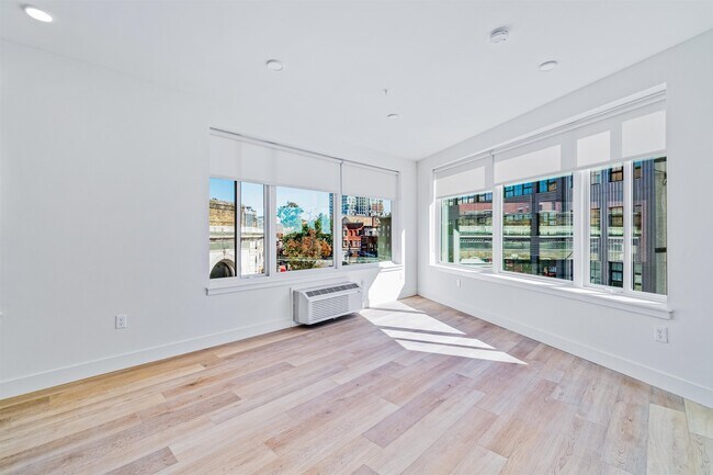 Photo - 293 Fairmount Ave Unit 404