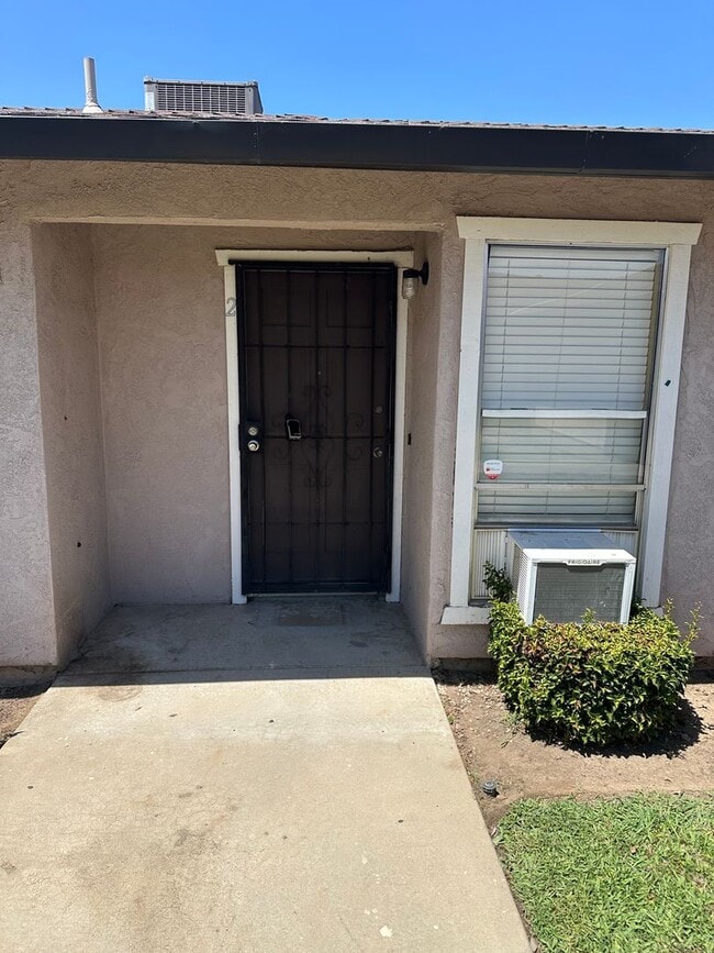 Building Photo - 3800 Maserati Dr Unit #2