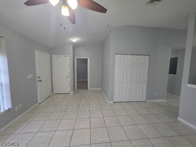 4836 Golfview Blvd
