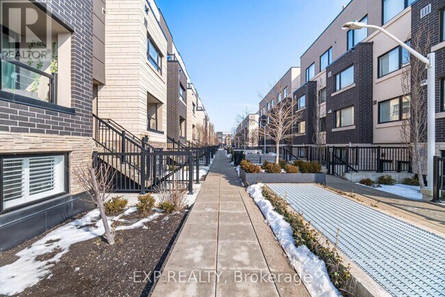 Photo - 1135 Cooke Blvd.