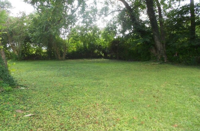 Photo - 1809 Doron Ln