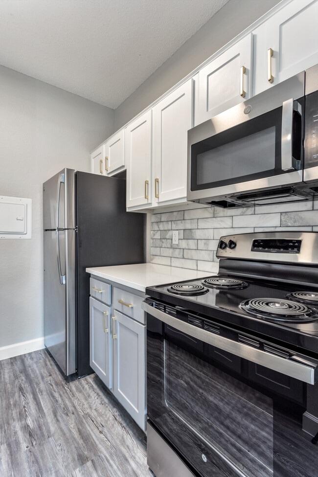 Photo - Ashton Oaks Apartments