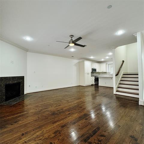 Building Photo - 4153 Hyer St Unit 4