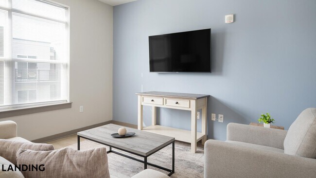 1801 Meridian St Unit 230