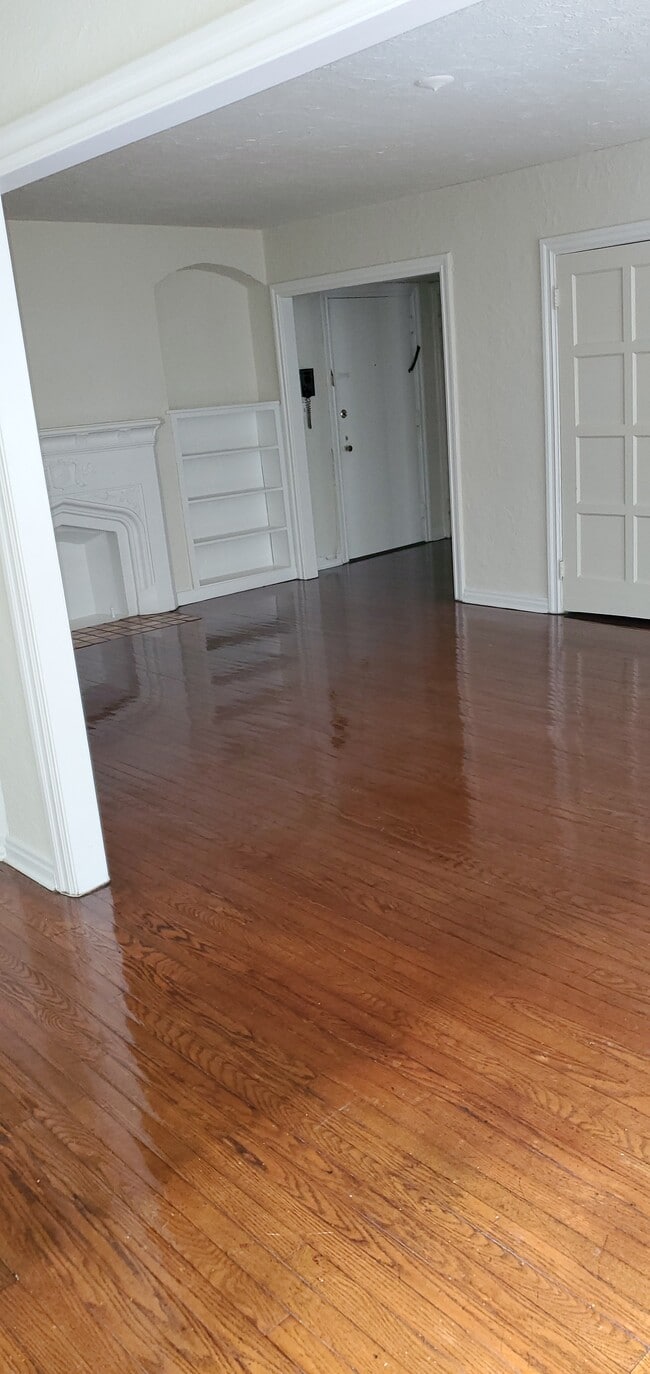 Unit 305 - Seeley Apartments