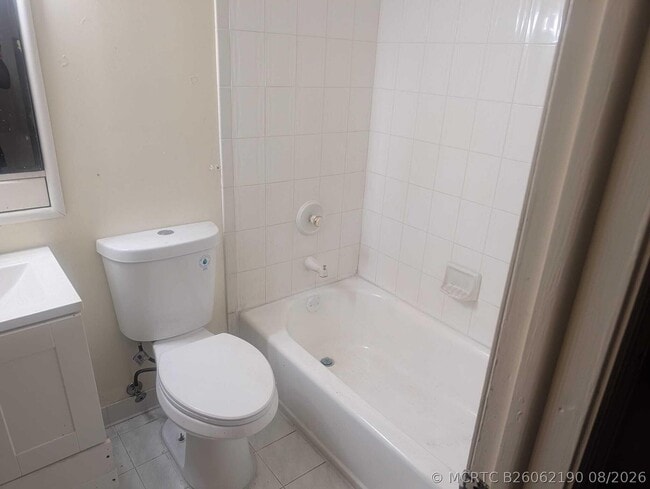 Photo - 480 NW 14th St