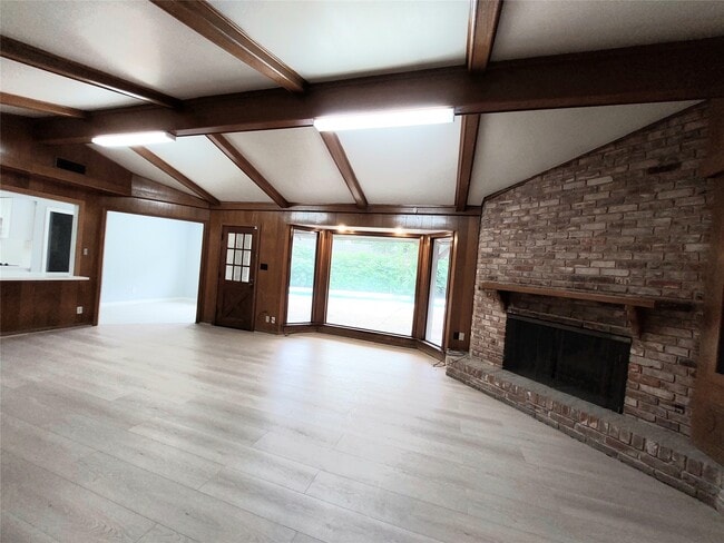 Photo - 7815 Small Leaf Cir